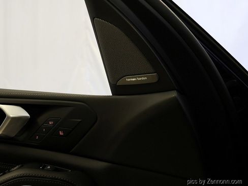 New 2026 BMW X5 xDrive50e w/ M Sport Package image 28