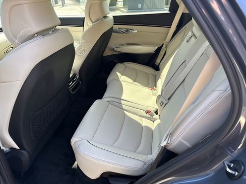 New 2026 Genesis GV70 2.5T Advanced AWD/4WD image 12