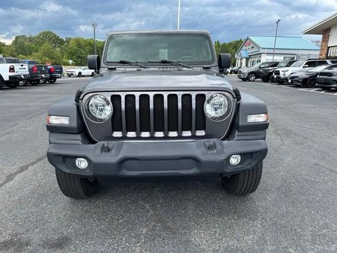 Used 2022 Jeep Wrangler Unlimited Sport AWD/4WD image 19