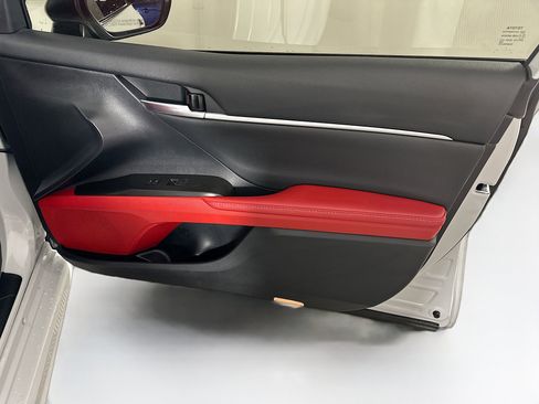 Used 2023 Toyota Camry XSE image 33