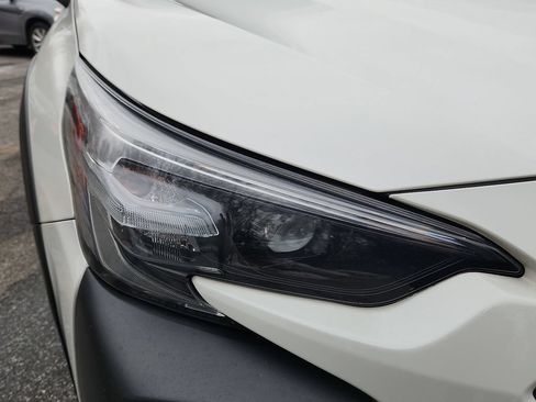Certified 2023 Subaru Outback Touring XT AWD/4WD image 10