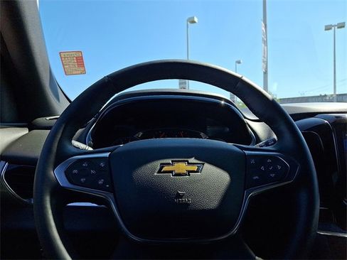 Certified 2023 Chevrolet Traverse LT w/ LPO, Floor Liner Package image 19