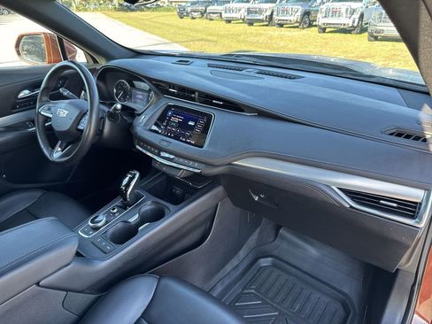 Certified 2020 Cadillac XT4 Premium Luxury image 33