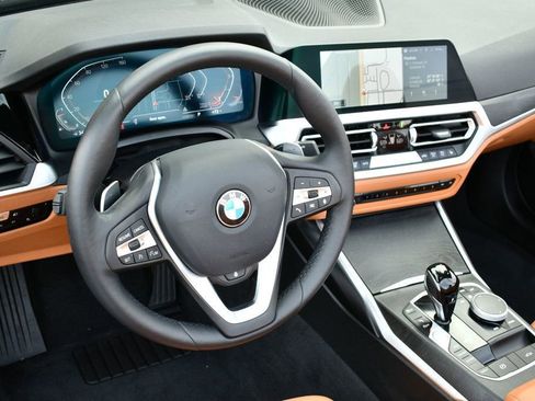 Used 2022 BMW 430i Convertible w/ Convenience Package image 12