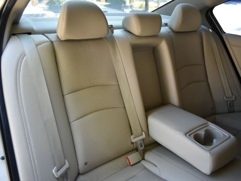 Used 2015 Honda Accord EX-L image 29