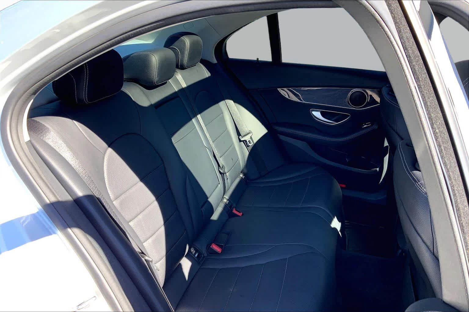 Used 2018 Mercedes-Benz C 300 4MATIC Sedan image 20