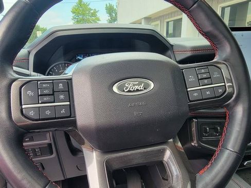 Used 2024 Ford Expedition Limited AWD/4WD image 15