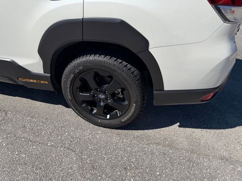 Used 2024 Subaru Forester Wilderness w/ Convenience Package image 10