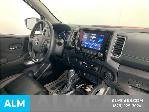 Used 2023 Nissan Frontier SV w/ SV Premium Package image 37