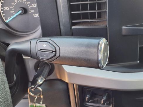 Used 2023 Ford F250 XLT image 29