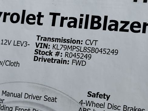Used 2025 Chevrolet TrailBlazer LT FWD image 35