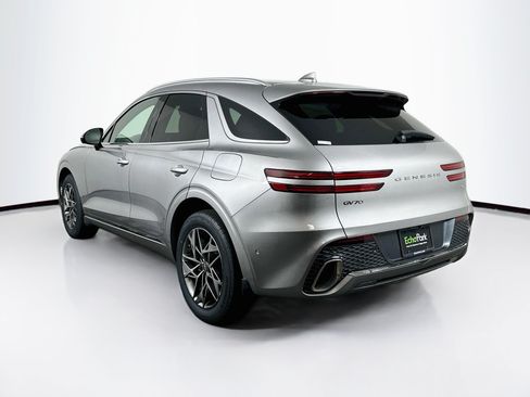 Used 2022 Genesis GV70 2.5T w/ Advanced Package AWD/4WD image 5