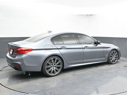 Used 2018 BMW M550i xDrive image 10