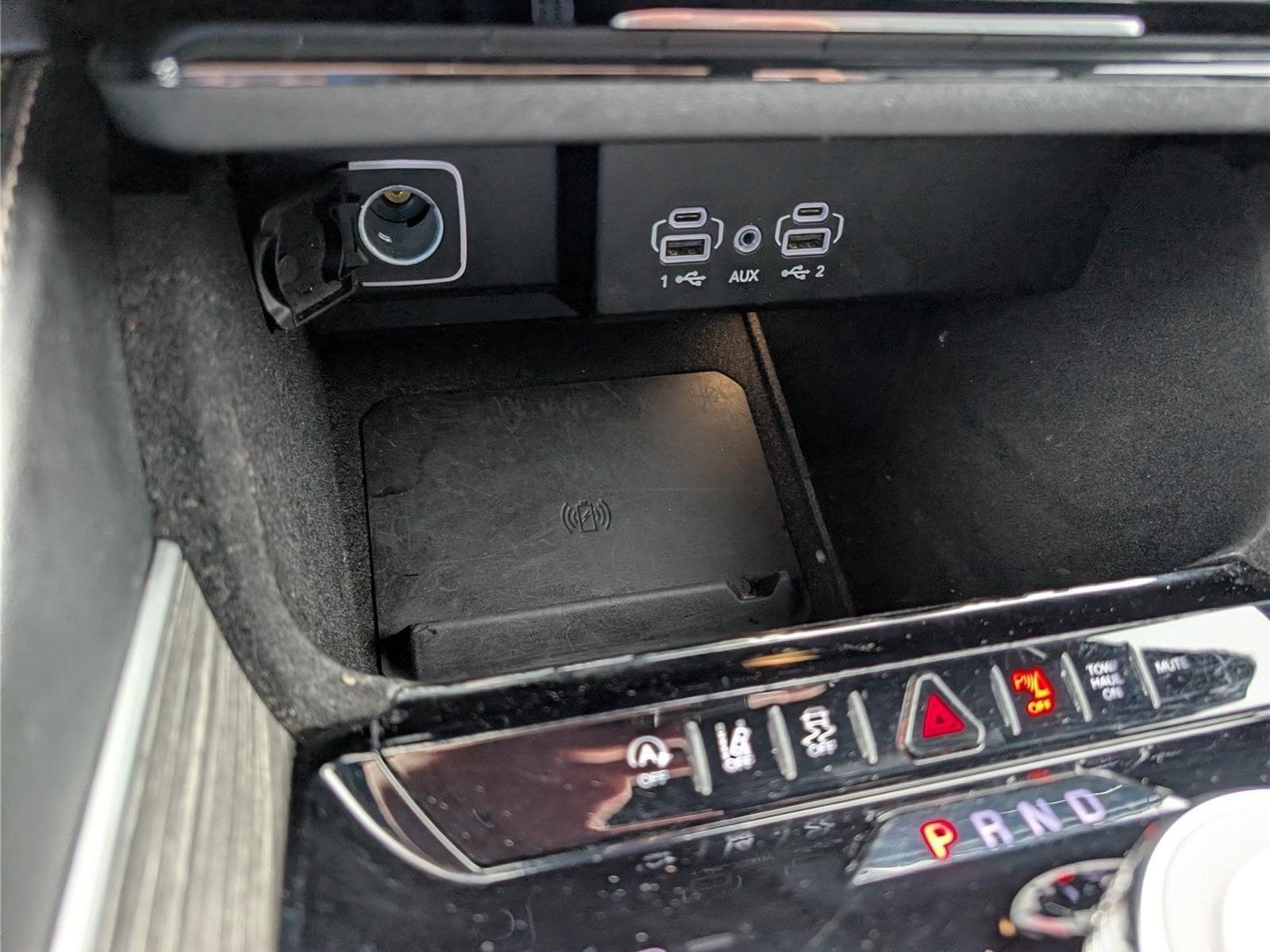 Used 2024 Jeep Wagoneer Series II AWD/4WD image 29