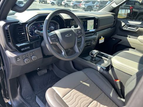 New 2026 Chevrolet Silverado 1500 ZR2 image 23