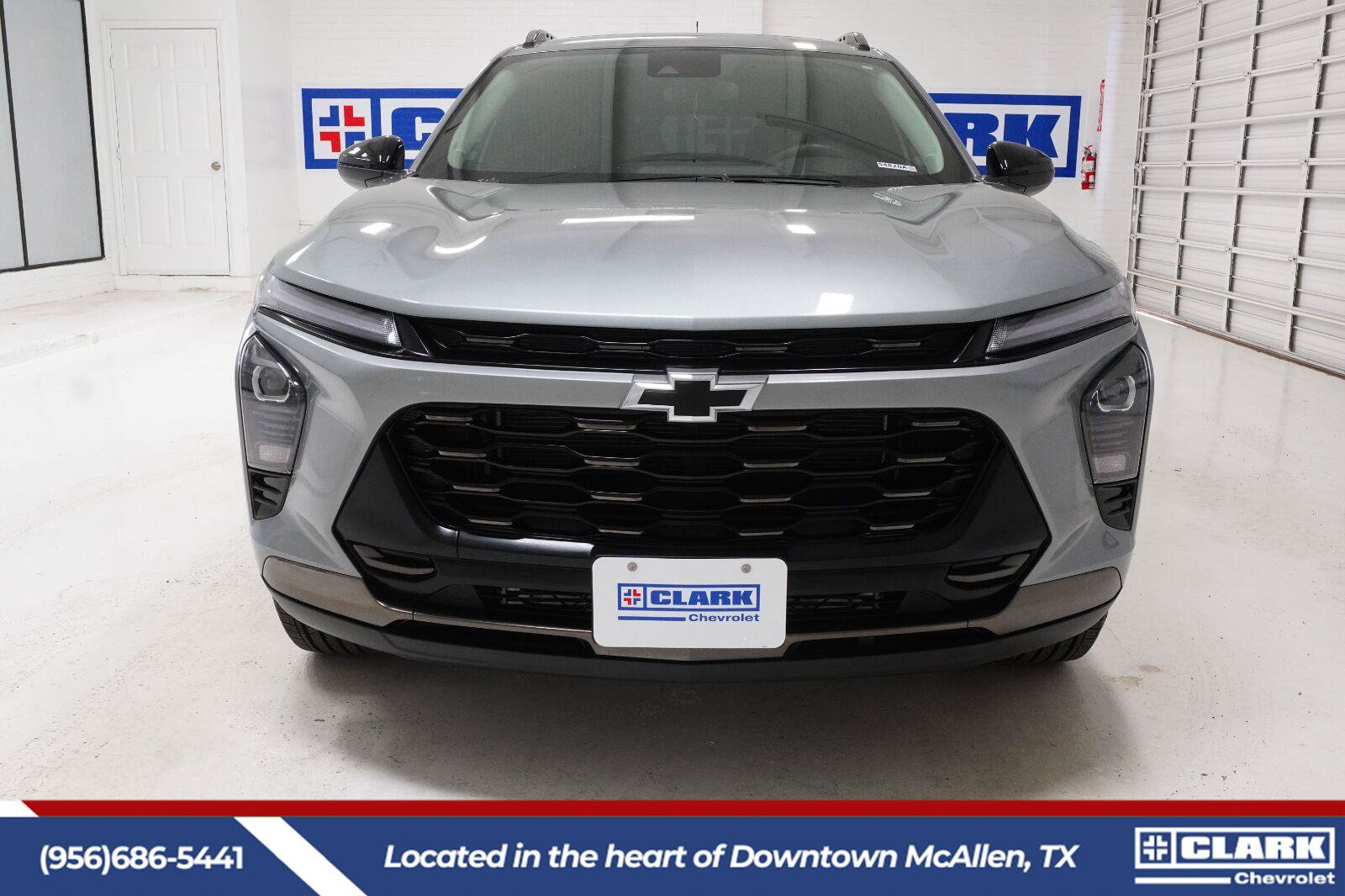 Used 2025 Chevrolet Trax ACTIV w/ Sunroof Package FWD image 2
