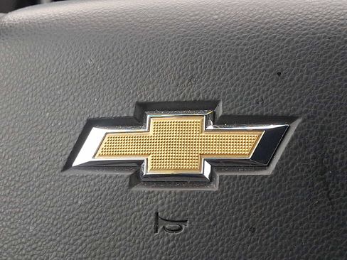 Used 2022 Chevrolet Silverado 1500 LT image 30