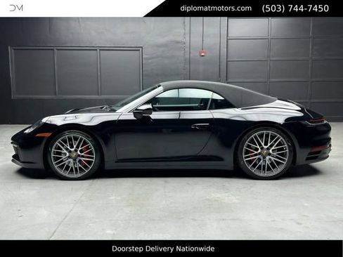 Used 2024 Porsche 911 Carrera S w/ Sport Package RWD image 46