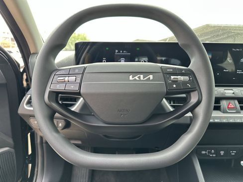 New 2026 Kia K4 LX FWD image 13