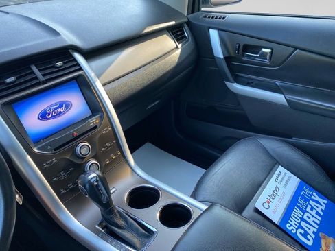 Used 2013 Ford Edge SEL FWD image 32