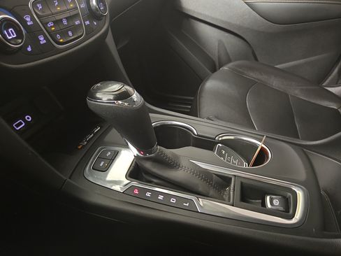 Certified 2020 Chevrolet Equinox Premier w/ Premier Redline Edition AWD/4WD image 23
