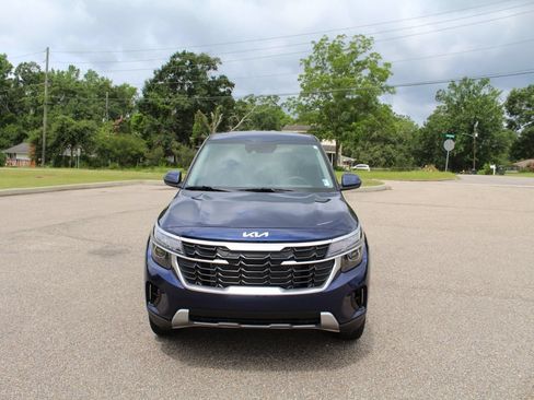 Used 2026 Kia Seltos LX FWD image 6
