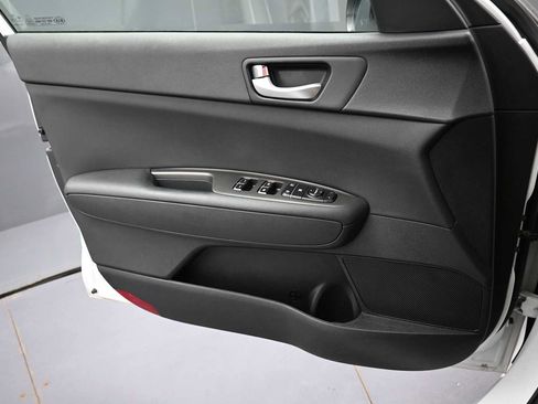 Used 2020 Kia Optima S w/ S Panoramic Sunroof Package FWD image 11