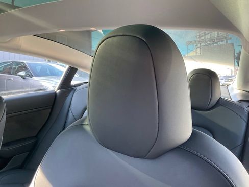 Used 2023 Tesla Model 3 Standard Range RWD image 17