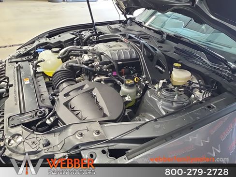 Used 2022 Ford Mustang Shelby GT500 w/ Technology Package RWD image 27