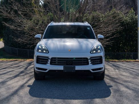 Certified 2023 Porsche Cayenne S image 10
