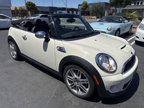 Used 2011 MINI Cooper S FWD image 7