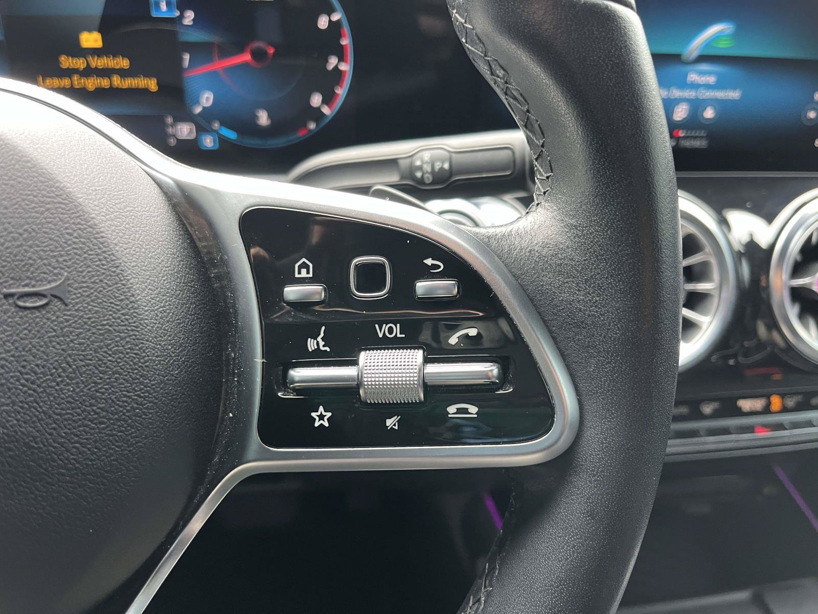 Certified 2023 Mercedes-Benz GLB 250 image 25