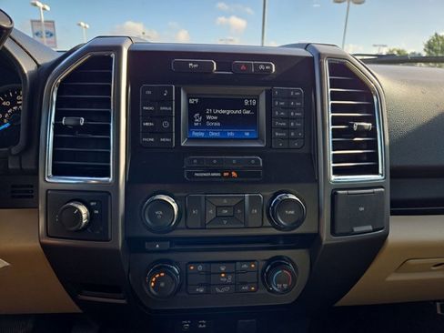 Used 2015 Ford F150 XLT w/ Equipment Group 301A Mid RWD image 13