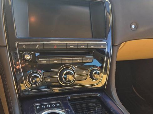 Used 2013 Jaguar XJ L Portfolio image 12