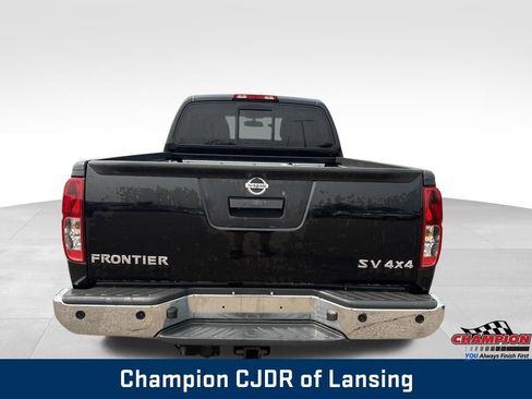 Used 2019 Nissan Frontier SV AWD/4WD image 7