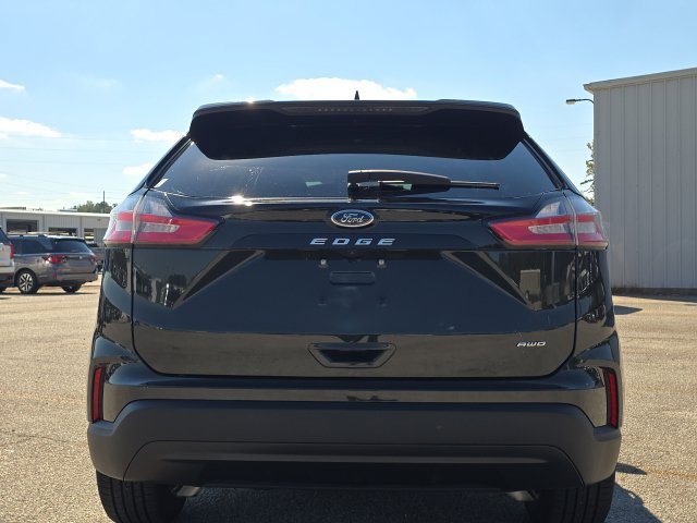 Used 2023 Ford Edge SE AWD/4WD image 4