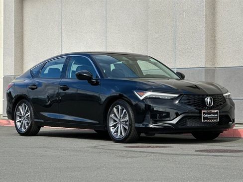 New 2025 Acura Integra image 2