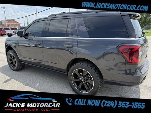 Used 2024 Ford Expedition Limited image 14