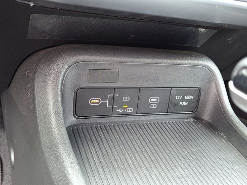 Used 2024 Hyundai Kona SEL image 23