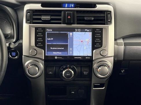 Used 2022 Toyota 4Runner SR5 Premium image 17