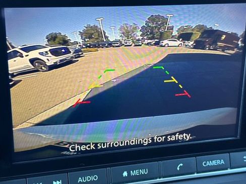 Used 2024 Nissan Rogue SV FWD image 27