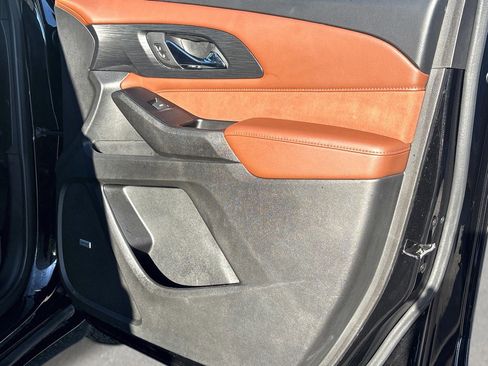 Used 2020 Chevrolet Traverse High Country image 14