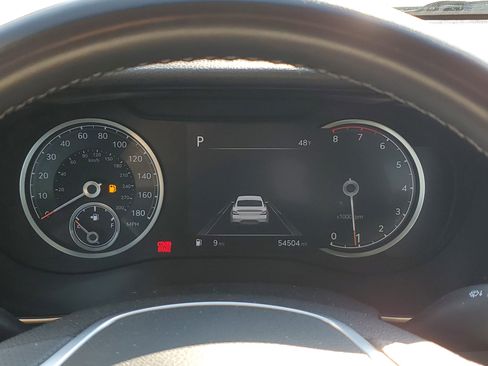 Used 2023 Genesis G70 2.0T image 22