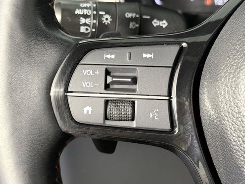 Used 2023 Honda Pilot TrailSport image 27