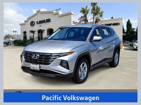 Used 2023 Hyundai Tucson SE AWD/4WD image 1