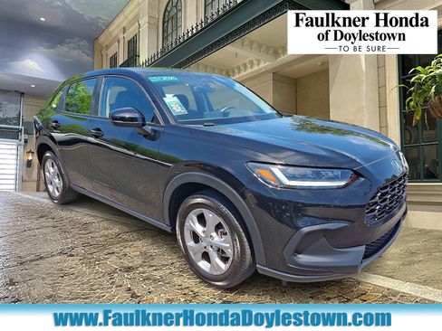 Used 2025 Honda HR-V LX image 1
