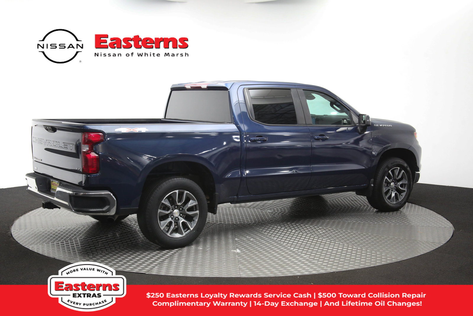 Used 2023 Chevrolet Silverado 1500 LT AWD/4WD image 46