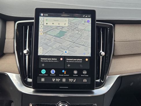 Used 2026 Volvo XC90 B5 Plus w/ Protection Package Premier image 14