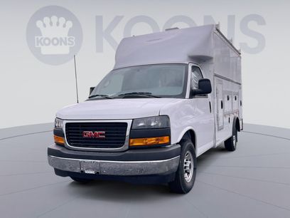 New 2025 GMC Savana 3500 w/ Power Convenience Package