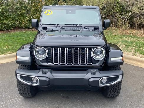 Used 2024 Jeep Wrangler Sahara w/ Technology Group image 2
